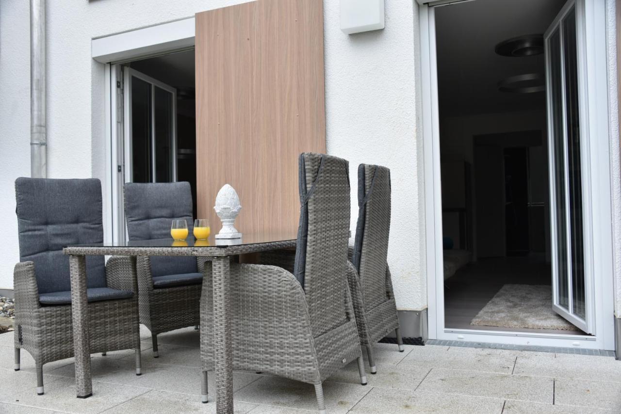 Antike & Modern Deluxe 2 Mit Terrasse Appartement Leipheim Buitenkant foto